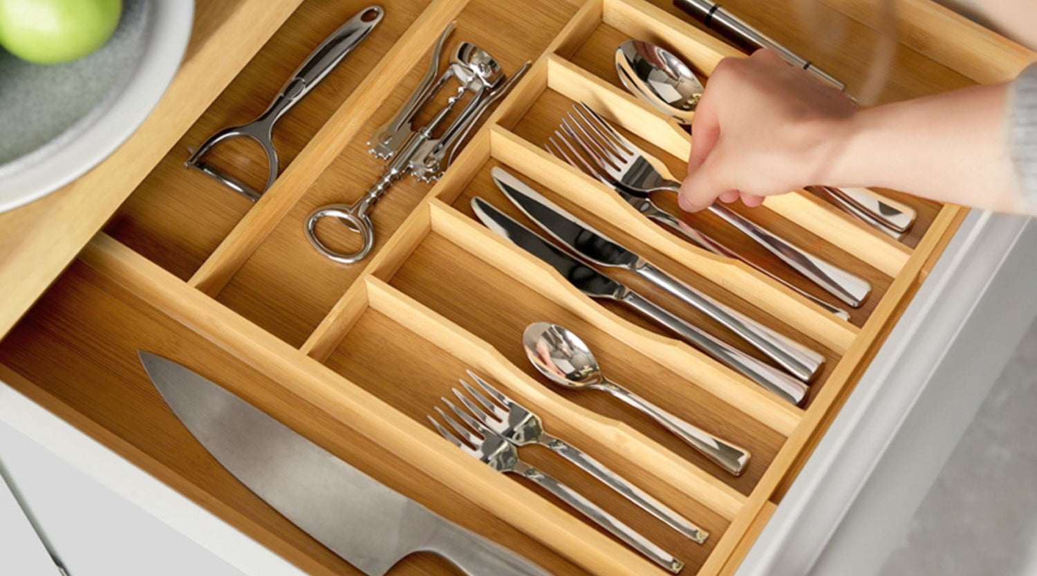How to clean silverware